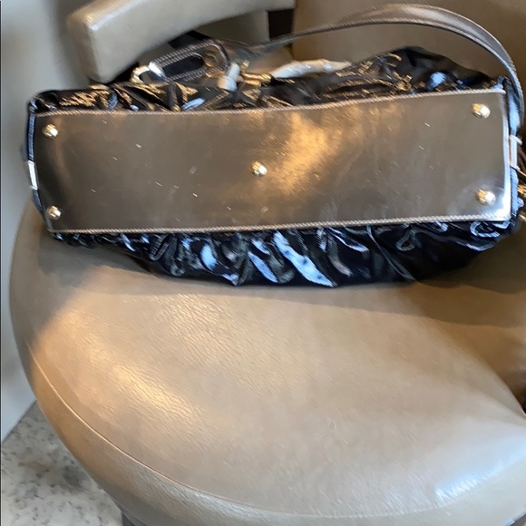 Purse - Picture 3 of 6